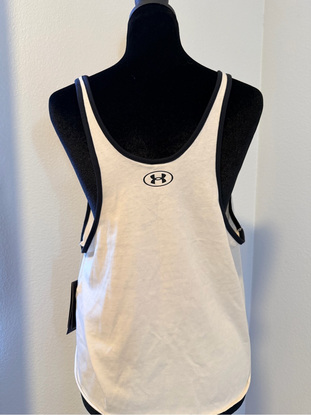 Under Armour White Tank Top with Black Graphic Crest - Picture 5 of 5